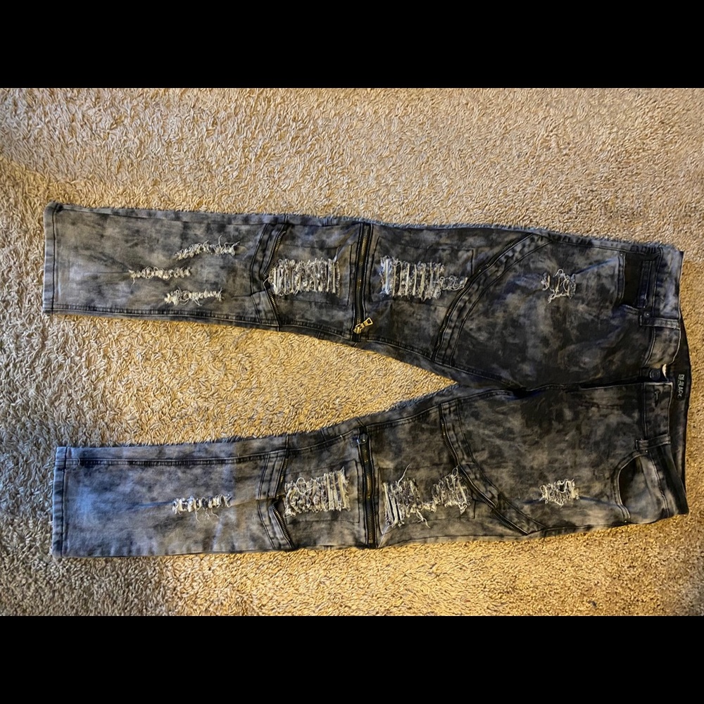 Skinny gray jeans